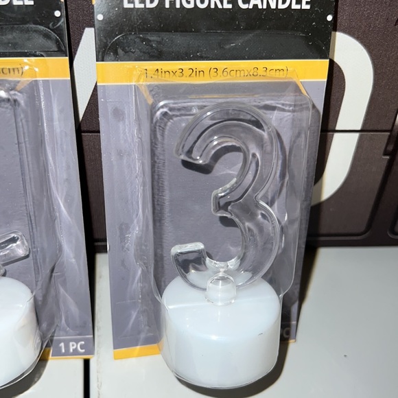 New 4PCs 2-0-2-3 LED Figure Candles - Picture 7 of 9